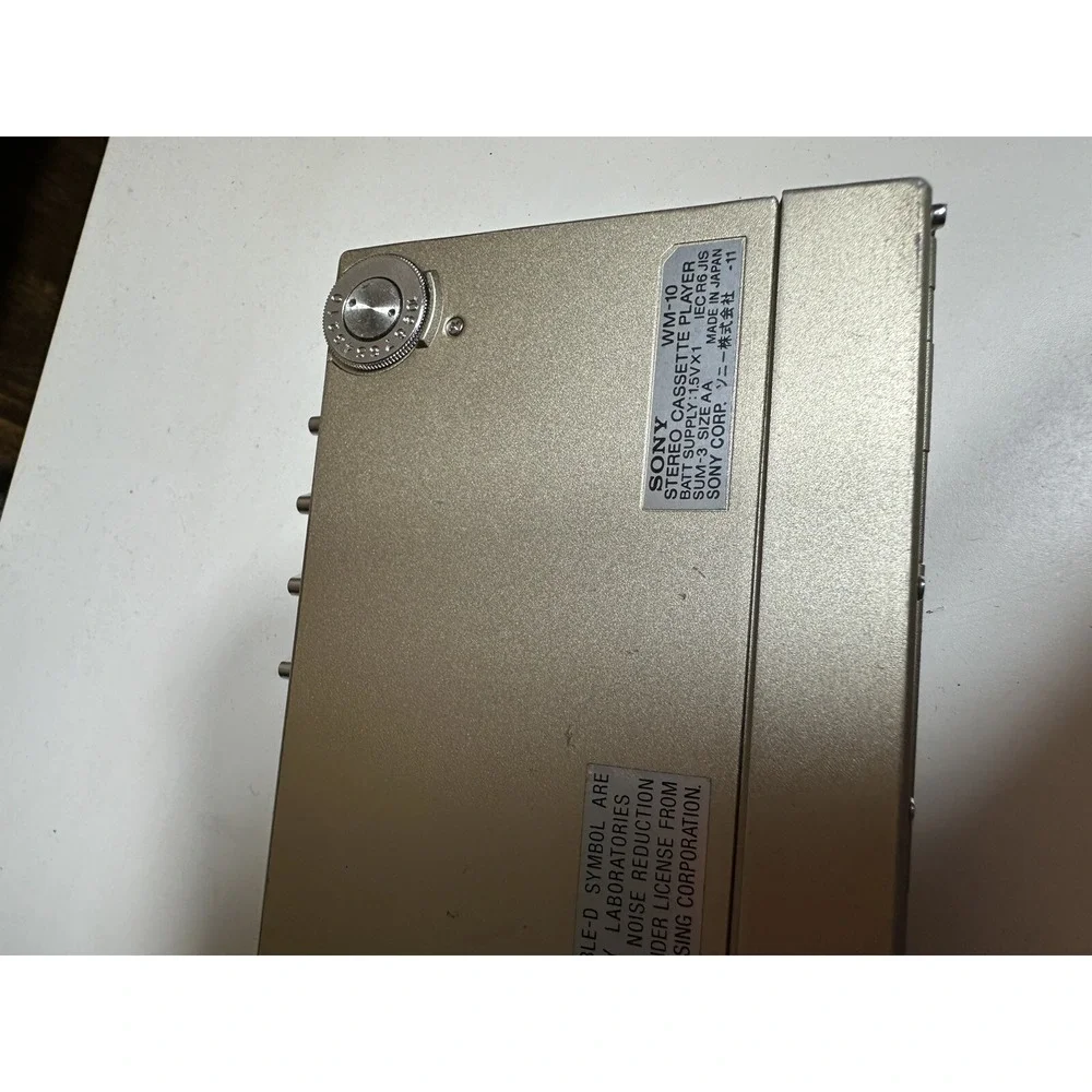 Sony Walkman WM-10 Vintage Cassette Player / Parts‎ Repair / Made in Japan